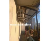 Козырёк балкона из поликарбоната